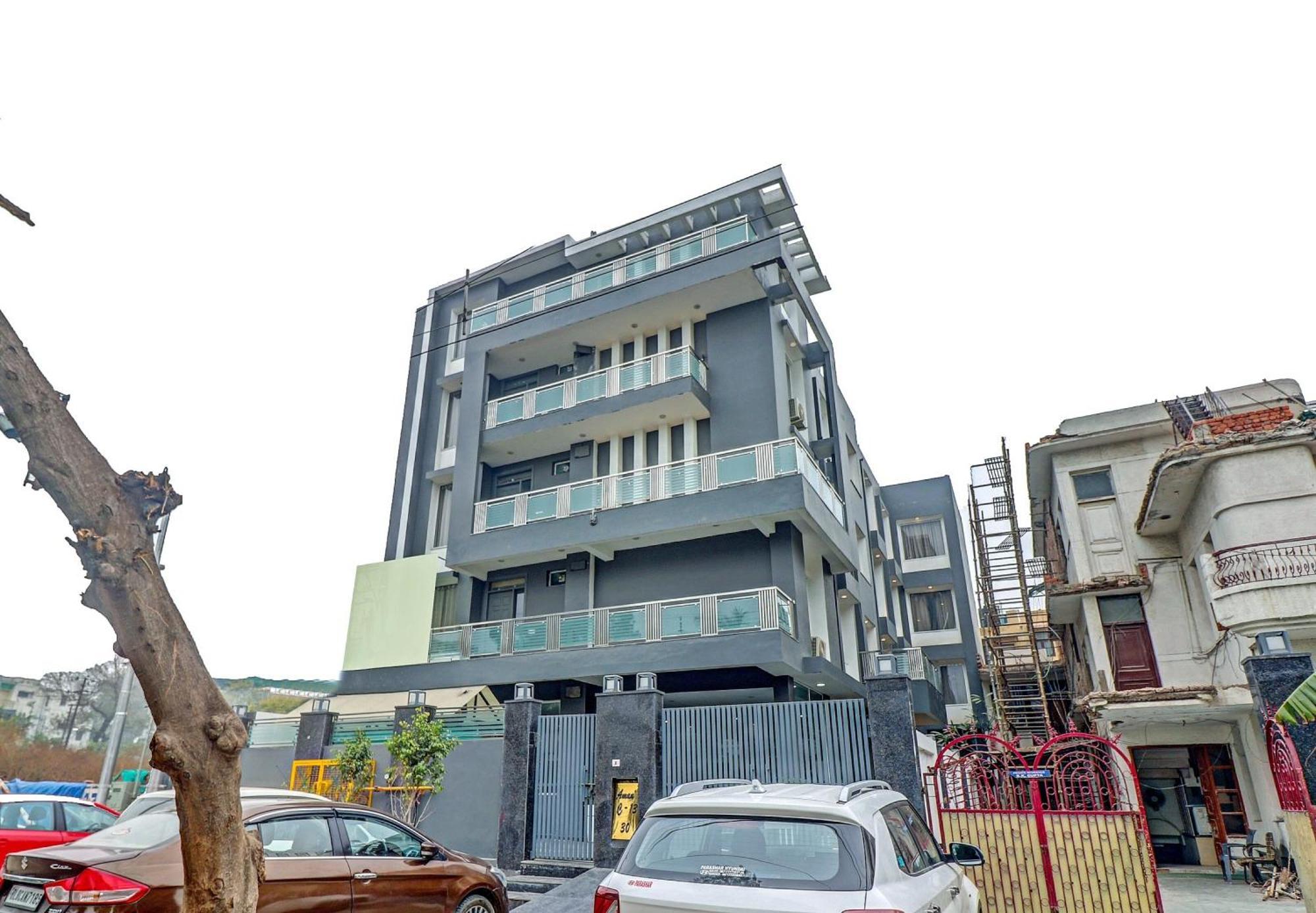 Fabhotel Royale 30 Noida Exterior photo