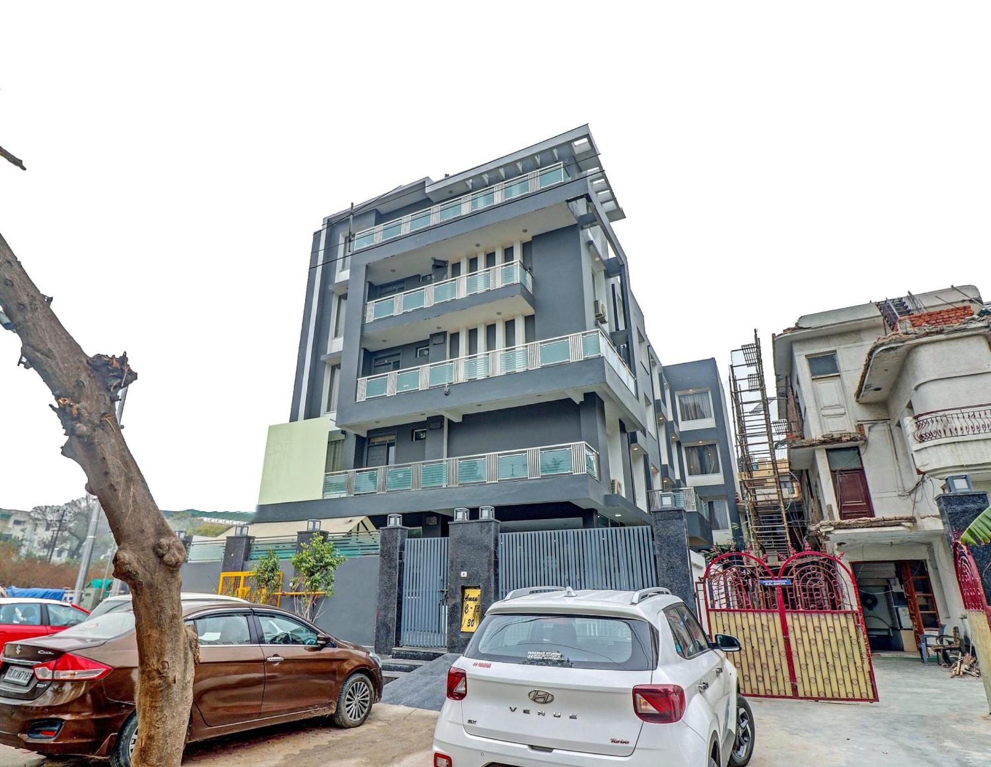 Fabhotel Royale 30 Noida Exterior photo