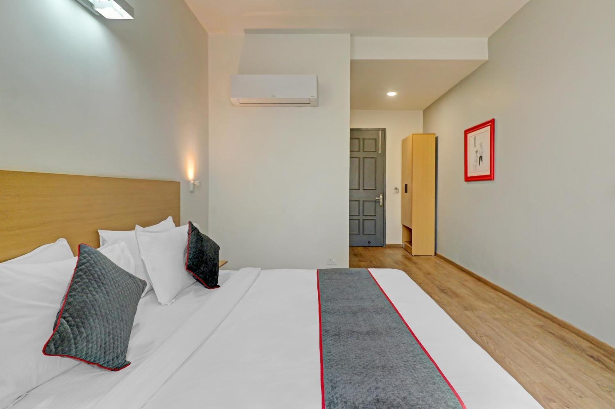 Fabhotel Royale 30 Noida Exterior photo