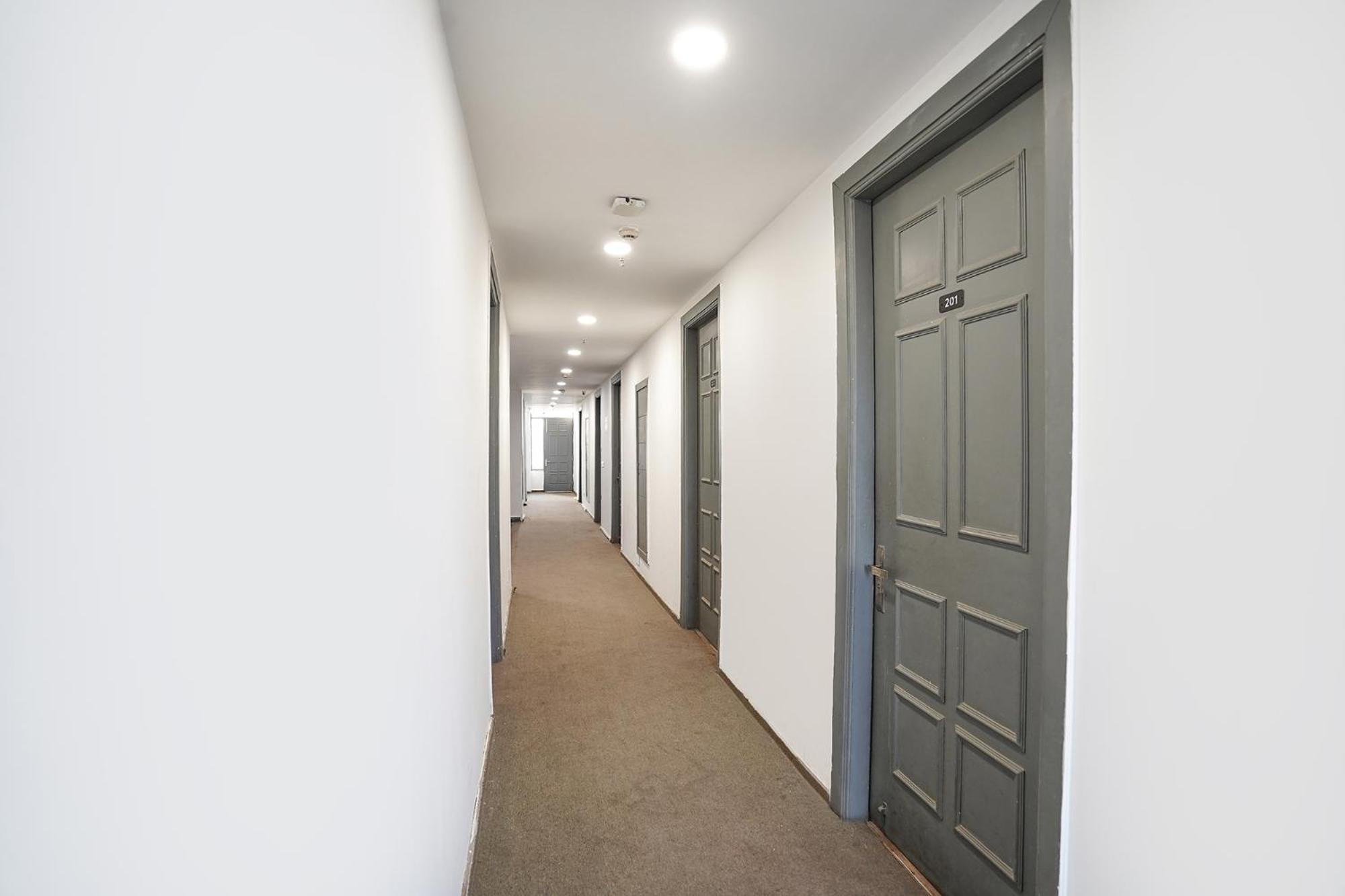 Fabhotel Royale 30 Noida Exterior photo
